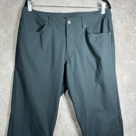 Lululemon ABC Classic-Fit 5 Pocket Pants Mens Size 34 Black Wrinkle Resistant - Picture 3 of 10